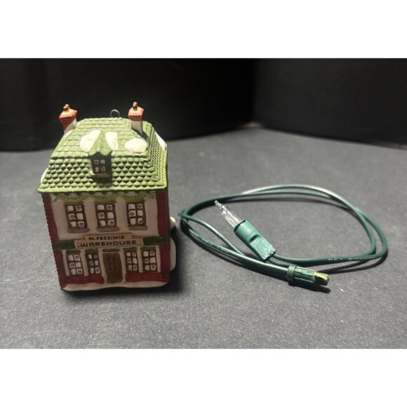 Department 56 Fezziwig’s Warehouse Lit Ornament From Dickens Village Set VTG 80s - Picture 3 of 10